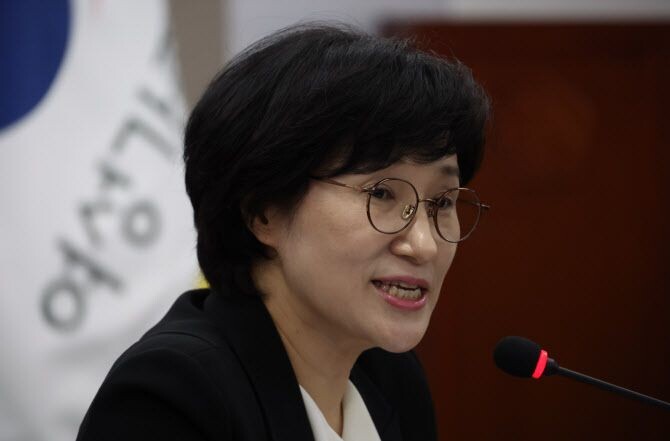 아이돌봄 지원 확대…내년부터 12만6...